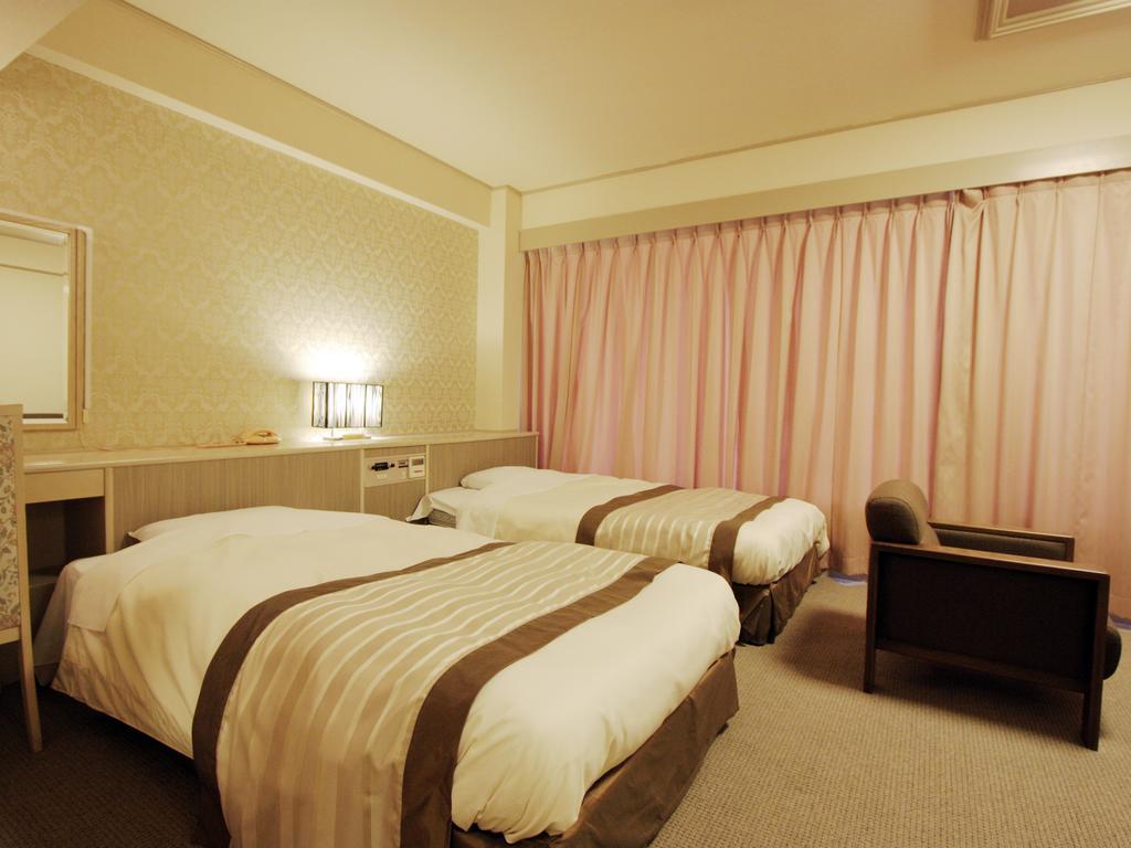 Misasa Royal Hotel Buitenkant foto